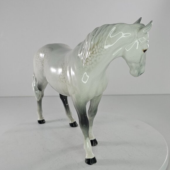 Beswick England Mare Facing Left Dapple Gray #976 *Repaired* - Picture 6 of 11